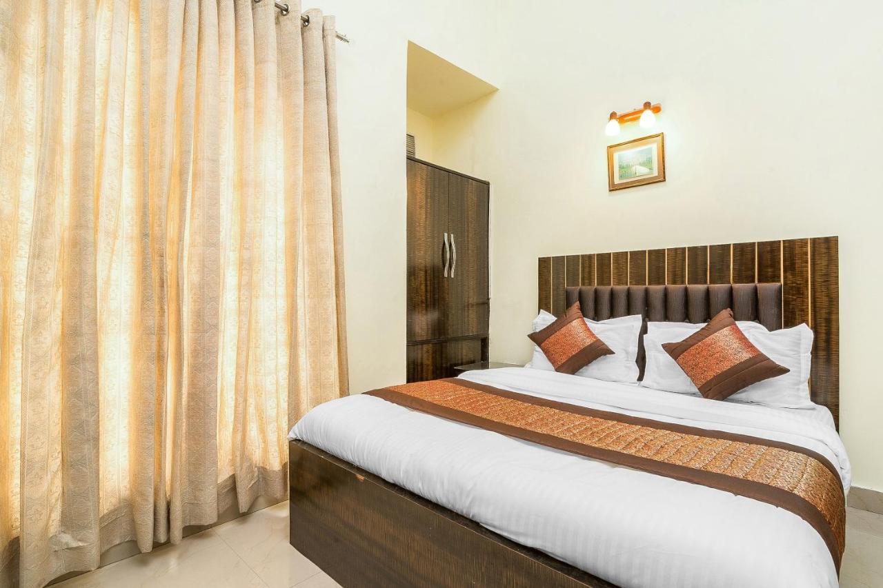 Oyo 14245 Amitabh Guest House Νέο Δελχί Εξωτερικό φωτογραφία