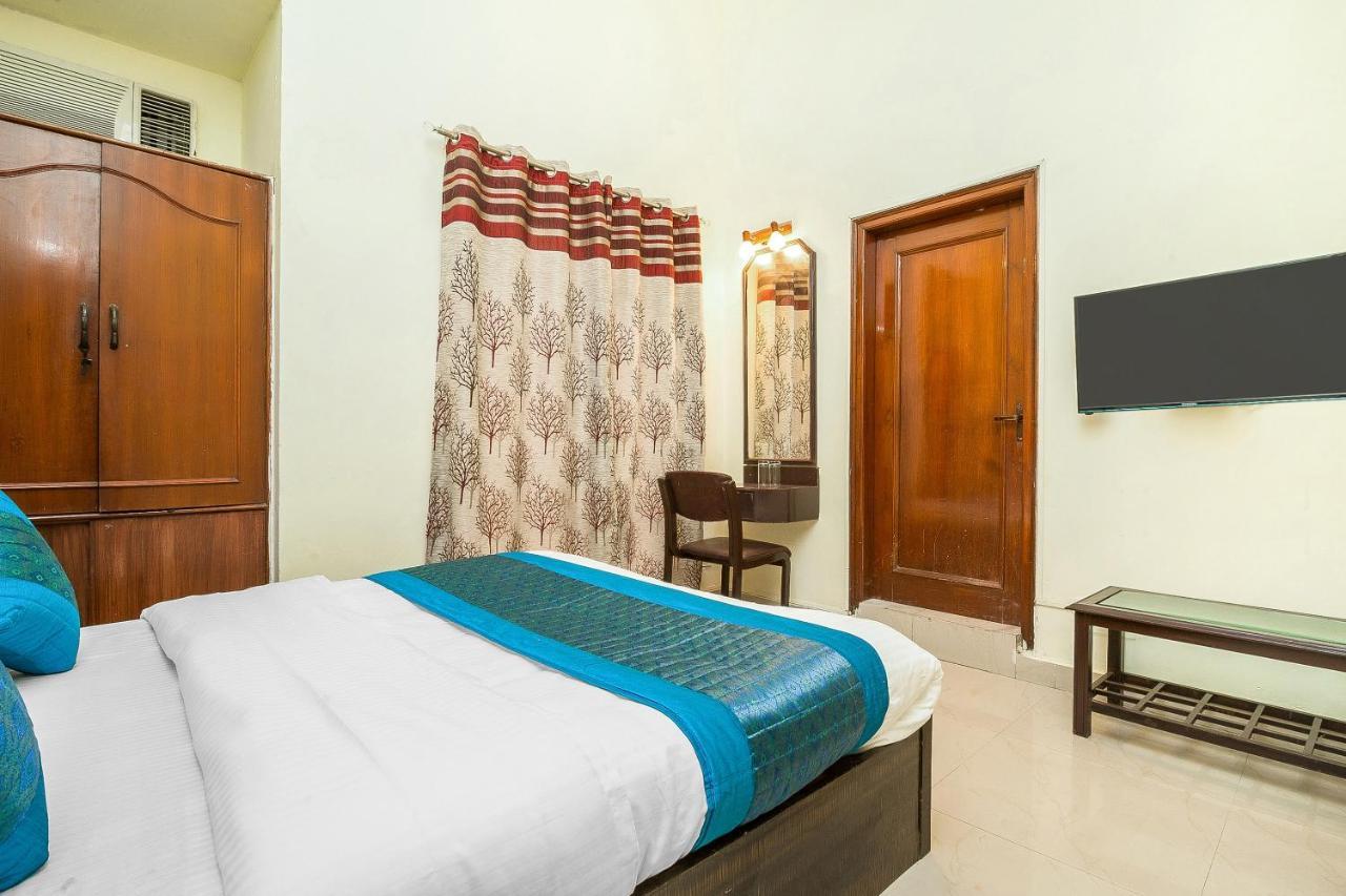 Oyo 14245 Amitabh Guest House Νέο Δελχί Εξωτερικό φωτογραφία